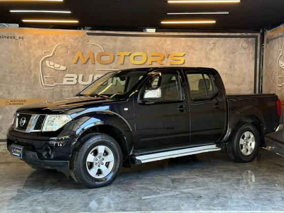 NISSAN FRONTIER 2.5 SE 4X4 CD TURBO ELETRONIC DIESEL 4P AUTOMÁTICO NISSAN FRONTIER 2.5 SE 4X4 CD TURBO ELETRONIC DIESEL 4P AUTOMÁTICO